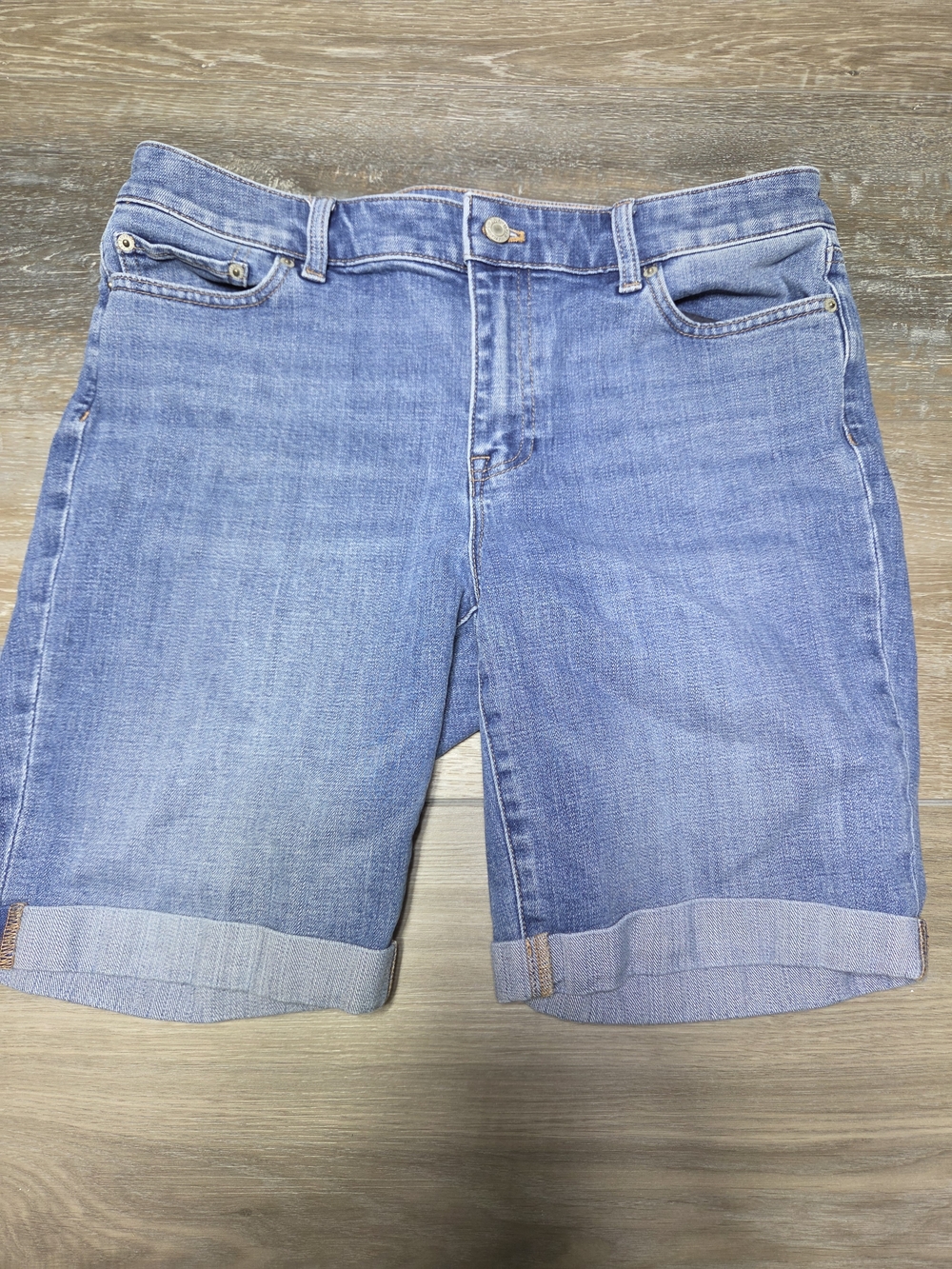 Talbots Flawless Girlfriend Denim Shorts WTalbots Light Blue Cuffed Denim Shorts